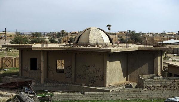 عکس سنگ قبر صدام