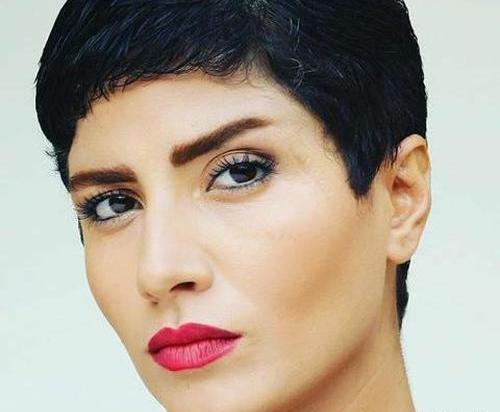عکس بهارک صالح نیا با موهای کوتاه
