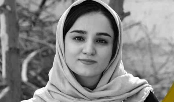عکس سنگ قبر ریحانه یاسینی