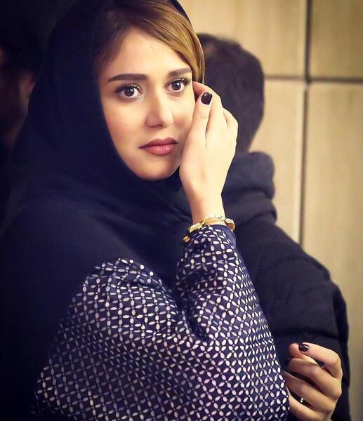 عکس از پریناز ایزدیار با کیفیت