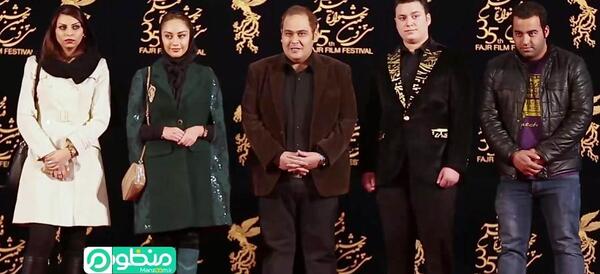 عکس ترلان پروانه روی فرش قرمز