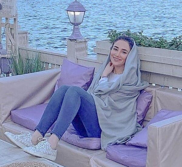 عکس پا بهاره افشاری