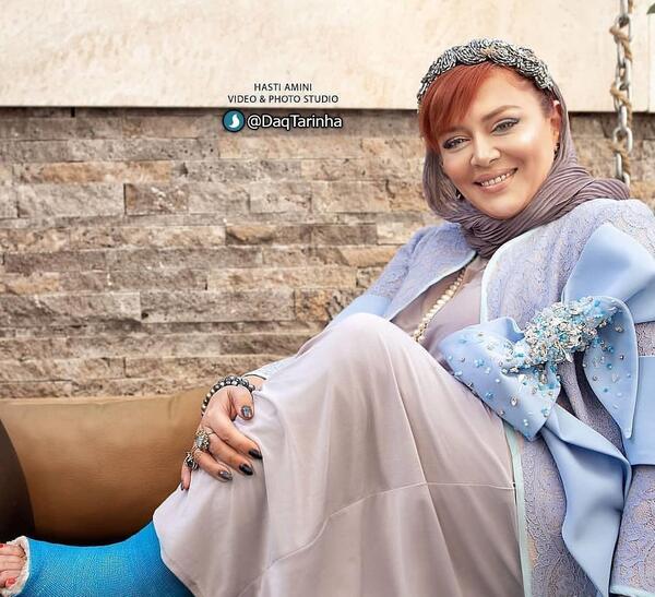 عکس پا بهاره افشاری