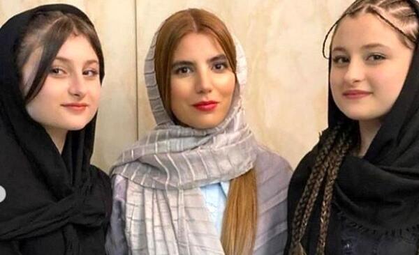 عکس لو رفته سارا نیکا در استخر