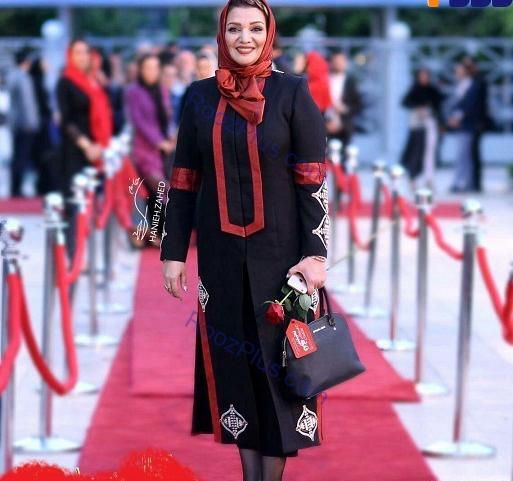عکس الناز حبیبی روی فرش قرمز