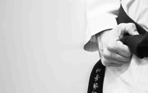 عکس پروفایل دختر رزمی کار