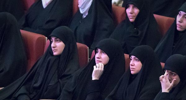 عکس دختر حاج قاسم سلیمانی زینب