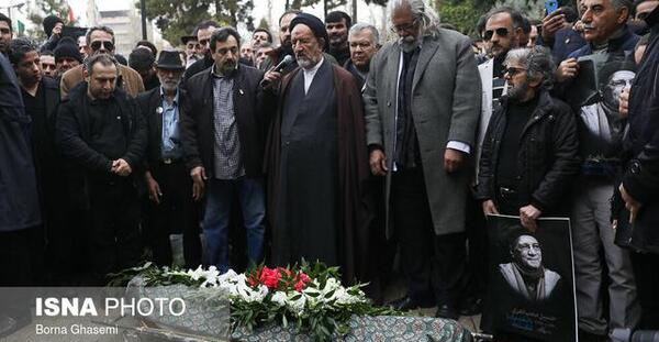 عکس قبر حسین محب اهری
