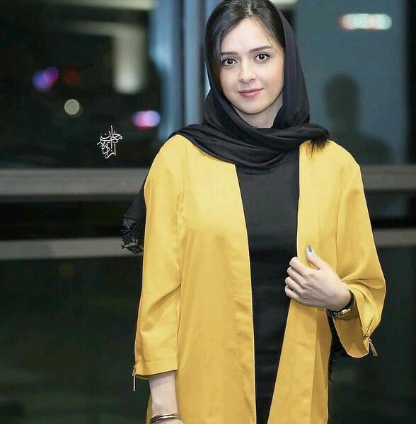 عکس ترانه علیدوستی با چادر