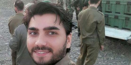 عکس شهید بابک نوری در دریا