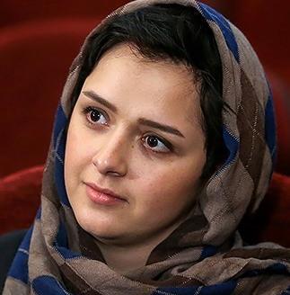 عکس ترانه علیدوستی در خانه