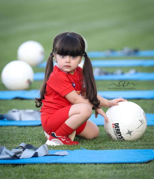 عکس پروفایل دخترونه اسپرت پرسپولیسی