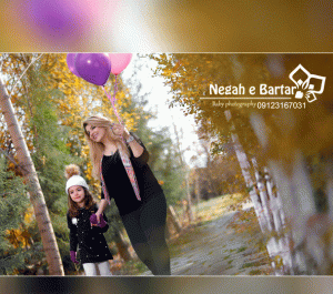 ژست عکس گرفتن مادر دختری