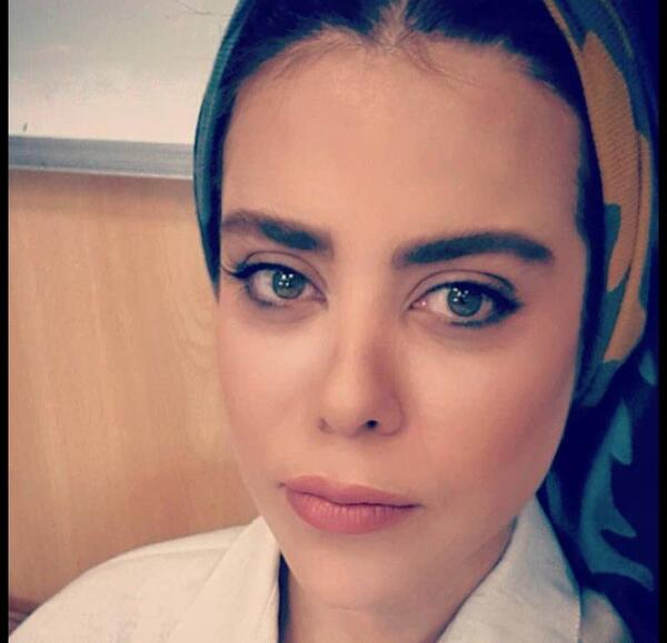 عکس بازیگر گندم در دودکش