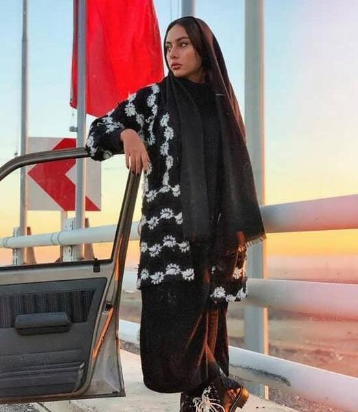 عکس ترلان پروانه در خارج از کشور