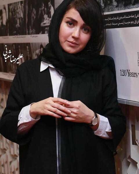 عکس افسانه پاکرو در جشنواره فجر