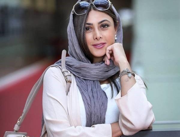 عکس تیپ آزاده صمدی