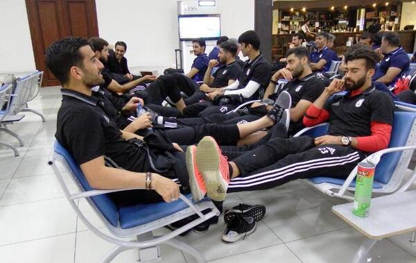 عکس بازیکنان تیم ملی در فرودگاه