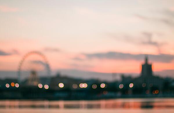 عکس فتوشاپ برای تصویر زمینه