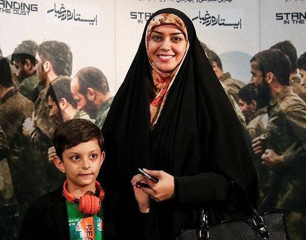 عکس جوانی الهام چرخنده