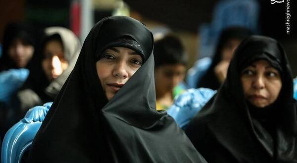 عکس جوانی الهام چرخنده