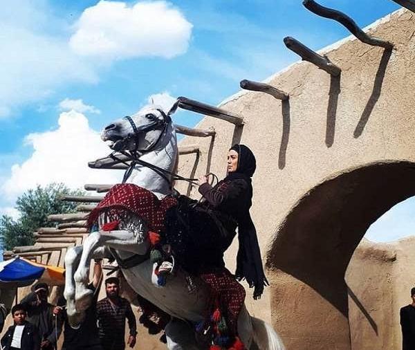 عکس های بازیگر پانته آ سیروس