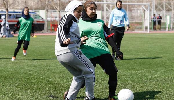 عکس فوتبال زنانه