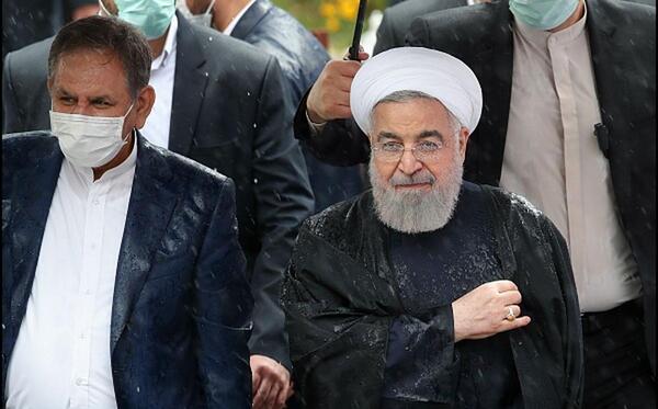 عکس گوشی حسن روحانی