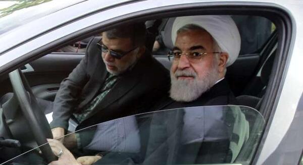 عکس گوشی حسن روحانی