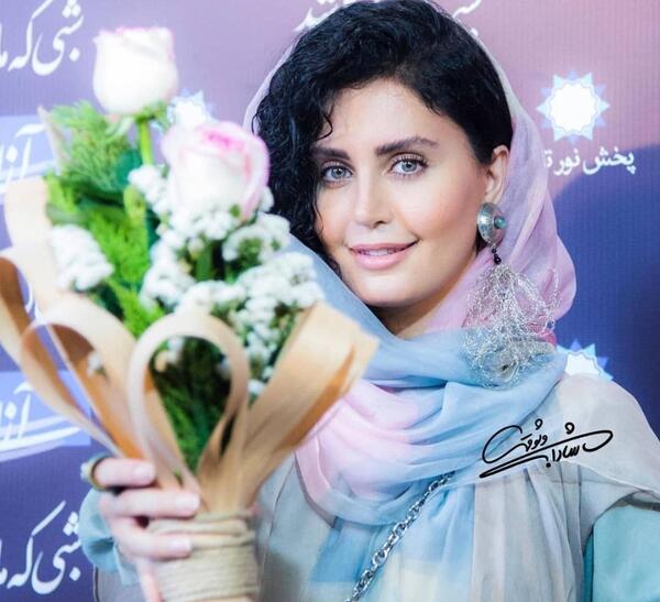 عکس الناز شاکردوست در شبی که ماه کامل شد