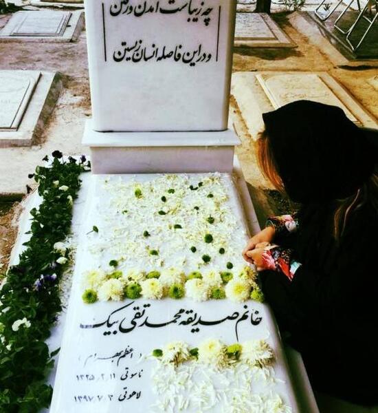 عکس پانته آ بهرام و مادرش
