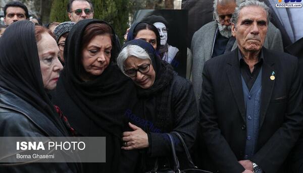 عکس زن حسین محب اهری