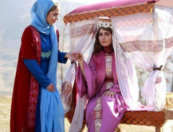 عکس بی حجابی افسانه پاکرو