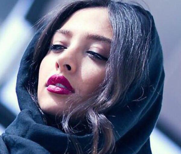 دانلود عکس آناهیتا درگاهی