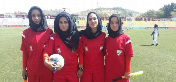 عکس فوتبال زنان افغانستان