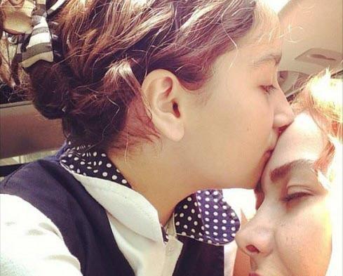عکس آنا نعمتی و دخترش رایکا