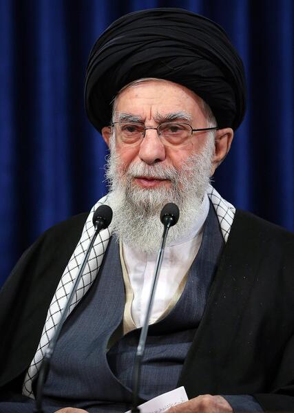 عکس عجیب داخل اتاق رهبری