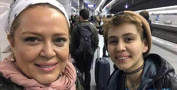 عکس رستوران گوزن بهاره رهنما
