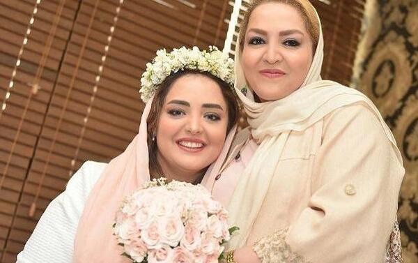 عکس های اکرم محمدی و دخترش