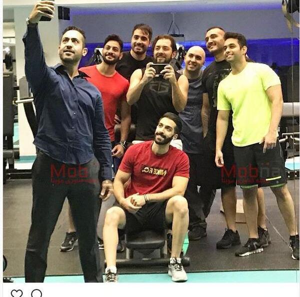عکس بهرام رادان در باشگاه بدنسازی