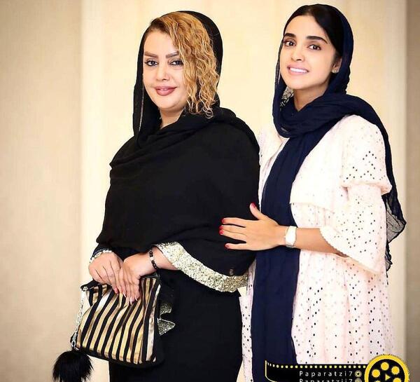 عکس الهه حصاری در کنار مادرش