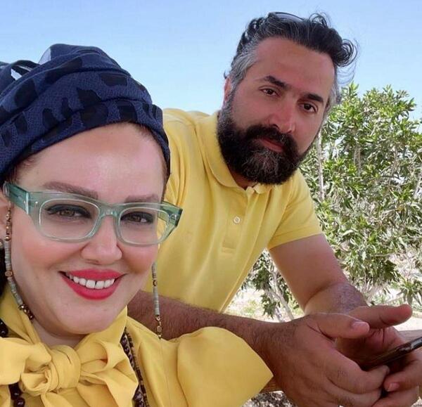 عکس بهاره رهنما در مراسم ختم پدرش