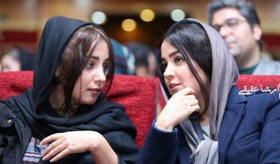 عکس افسانه پاکرو با خانواده