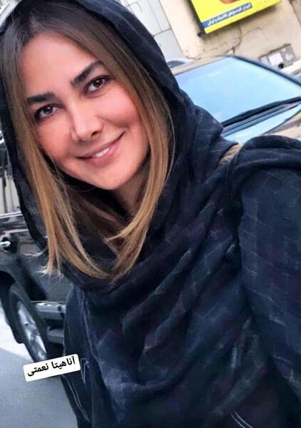 عکسهای انا نعمتی در خارج از کشور