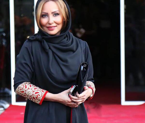 عکسهای پرستو صالحی با ساپورت