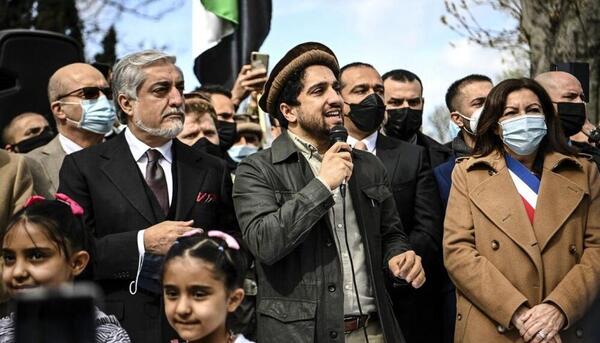عکس سردار سلیمانی همراه احمد شاه مسعود