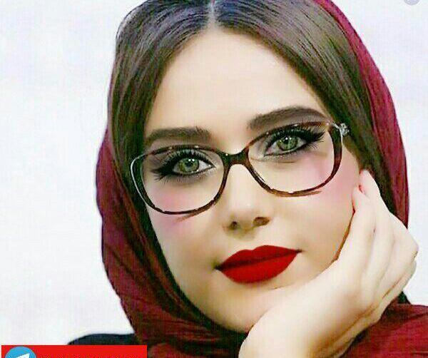 عکس پریناز ایزدیار بدون آرایش