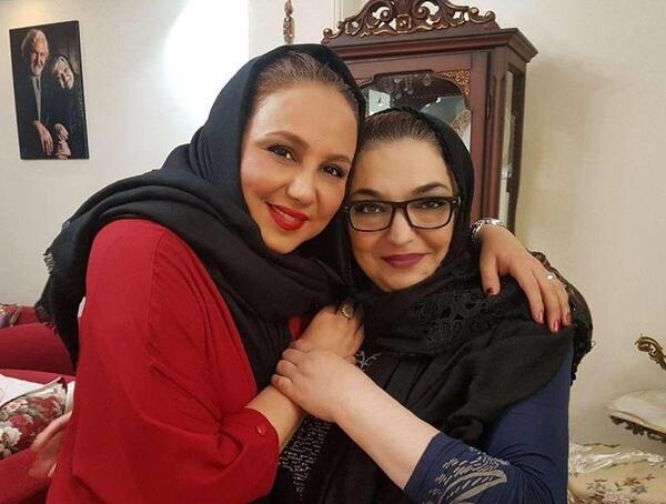 عکسهای بهنوش بختیاری و خواهرش