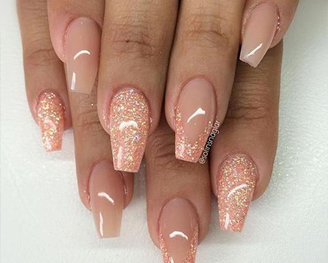 عکس کاشت و ژلیش ناخن