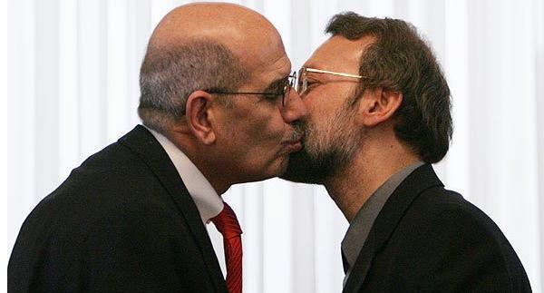 عکس مادر چاوز و احمدی نژاد